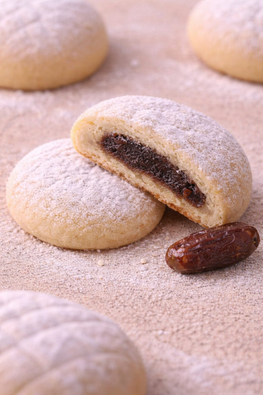 Kahk with Agwa (15 pieces) - كحك بالعجوة